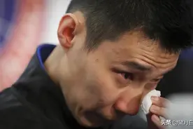 “羽毛球王”不幸患癌，3年经历33次治疗花费936万，妻子不离不弃图片