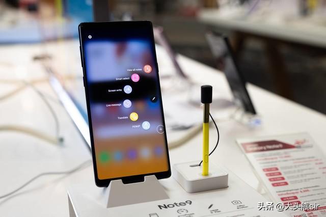 iPhone ��ıȰ�׿��������