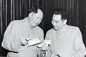 常 征｜正装与文化自信图片