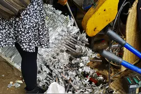 废品回收行业靠啥赚钱？并不是简单凭差价，不信看看下面这几点图片