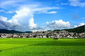 腾冲和顺: 传奇的文化古镇，鲜活的边地乡村图片