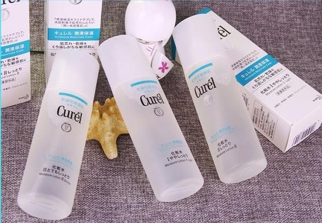 闭眼都不会入错的化妆水，强效补水润肤，镇静舒缓，让肌肤零负担