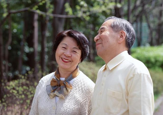 随着时代的推进,老一辈人的婚姻观和恋爱观,也在悄然发生变化.
