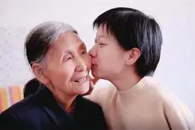 孤寡老人+残疾弃婴，相依为命20余年！带你走进太原这个全国最美家庭高思恩一家！图片