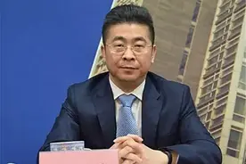 案例：上海“色贪”行长被判无期：强占下属妻子，敛财1.36亿图片