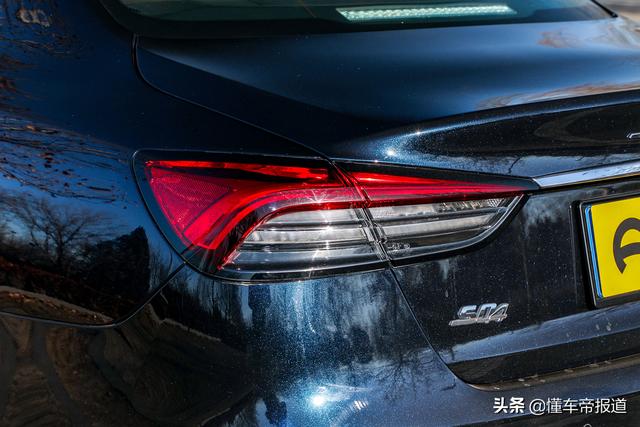 新车｜豪华显于表面，运动深入骨髓！试驾2021款总裁 3.0T S Q4