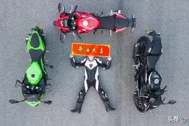 年度爆肝横评：YZF-R3、CBR400R、Ninja400三车对比图片