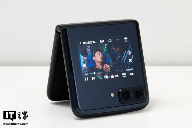 moto razr 2022 上手体验：实用为先，以旗舰致敬经典