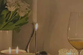 如果男人爱你入骨，他会变得“不像”他自己图片