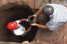 16年，浙江一古井“闹鬼”，考古队连挖12天，竟捞出100多件国宝图片