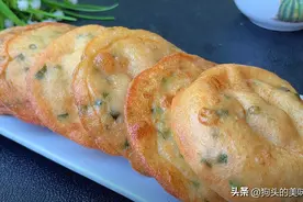 福建热门特色油饼，做法步骤告诉你，外酥里软，学会可以出摊了图片