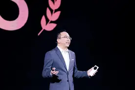 荣耀Magic5 Pro要提前，IMX989主摄+15倍光变，影像机皇无疑图片