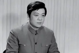 2019年赵忠祥大腿疙瘩刺痛，一查已是癌症晚期，短短两月夺去生命图片