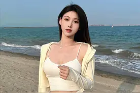 没想到“防晒衫”也能这么时髦洋气！配短裙简直天生一对，真好看图片