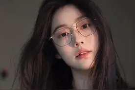 “长期化妆”和“长期素颜”的女生，皮肤差距能有多大？答案在这图片
