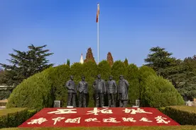 传唱经典，弘扬时代精神！盘点六十年代最经典十首红歌。图片