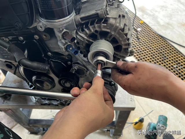 大众途观烧机油，德国工程师的设计缺陷由我们中国工匠来解决