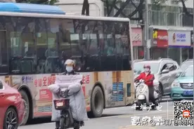 骑电动车的十堰人注意！你的“挡风被”不安全图片