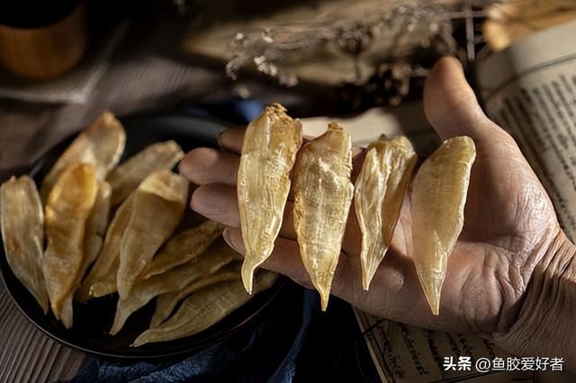 双背胶和黄花筒胶哪个好 双背胶和黄花筒胶哪个好一点