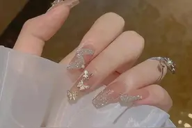 气质的美甲都这么好看，分享10款喜欢记得收藏图片