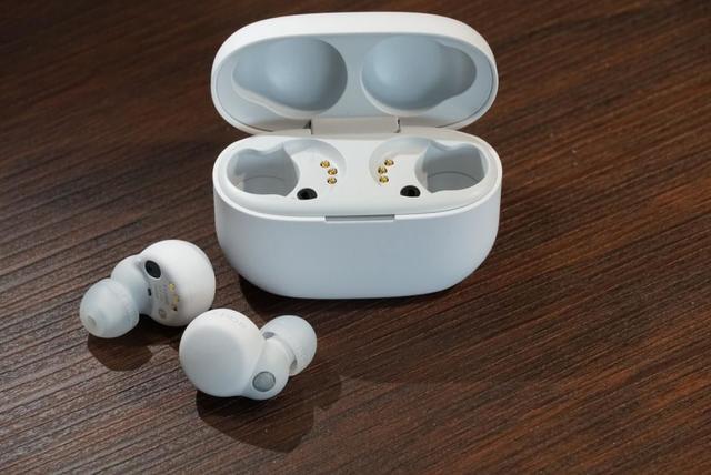 有种要跟苹果耳机拼命的架势，谈索尼WH-1000XM5与LinkBuds S