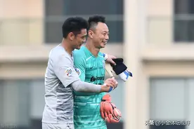 曝中超功勋门将李帅退役！曾诚替补变教练，39岁生涯已圆满图片