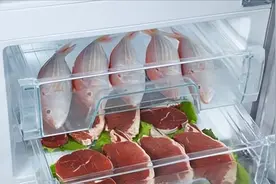 肉冻在冰箱中，过了多久就不能吃了?很多人搞不懂，提醒父母图片