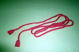 古代青楼女子身上为什么要系一根红绳？原因让人面红耳赤图片