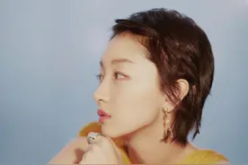 看多了小脸蛋尖下巴的女星，《完美伴侣》两位大脸女主看着太舒服图片