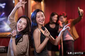 失去年轻人的KTV如何啦？酒馆逆袭成新宠，80小伙把酒馆开到海外图片