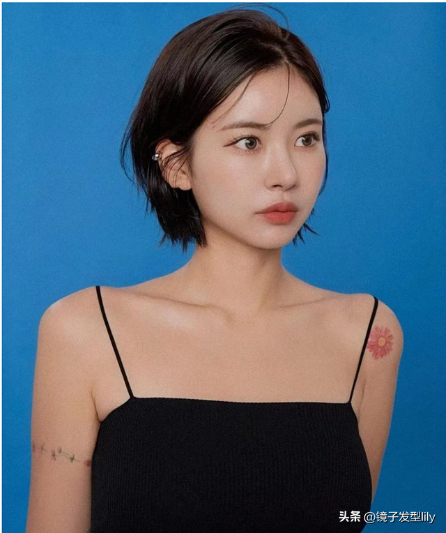 "长脸"短发模板,教科书式的"变美发型",简约好打理(长脸型适合什么样