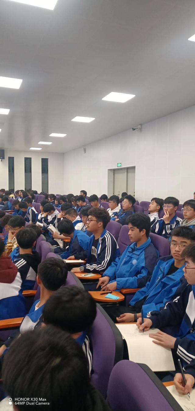 高中生心理健康干预处理措施,以广南上海新纪元实验学校为例