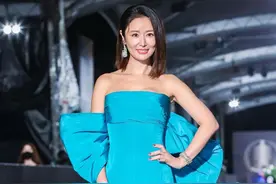 金钟奖第二场红毯：45+林心如杨谨华身材苗条，陈意涵略显憔悴图片