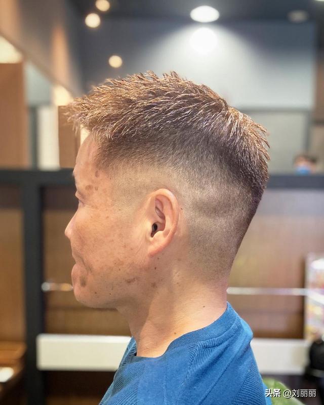 脸大脸宽的男生适合什么发型图片,脸胖的男生留这25款短发也很帅!