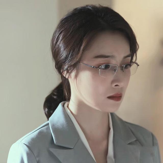 被《狂飙》捧红，就自降身价去捞金，真成不了—流演员