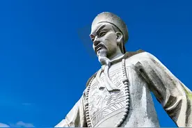 他刚上任湖广总督，就直接去潜江与农民工住了两个月，为何？图片