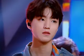 疑似假唱、被传“恋情”，23岁的王俊凯，究竟动了谁的蛋糕？图片