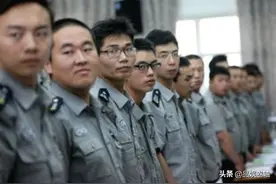 北大保安许文龙逆袭记：3年背15000个单词成功升本，准备计划考研图片