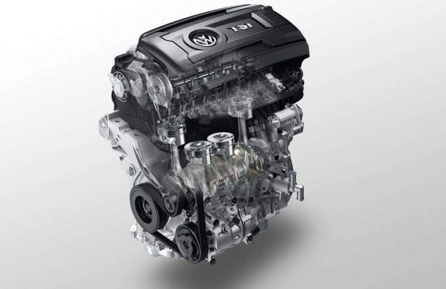 发动机漏油,炸裂,众泰z700质量问题严重,前景堪忧(众泰发动机质量如何