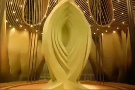 49年以来最强台风来袭！上海中心千吨阻尼器摆幅肉眼可见！图片