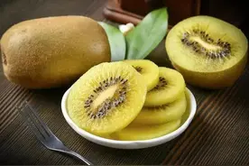 醒醒，吃猕猴桃的时候别和这些食物一起吃了图片