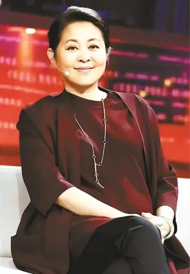 倪萍：感谢陈凯歌当年不娶之恩，我儿子很孝顺，丈夫是绝世好男人