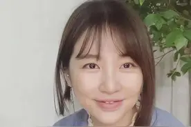 尹恩惠也太让羊心痛了，面颊奇怪的凸起，脂肪都堆积在眼下！图片