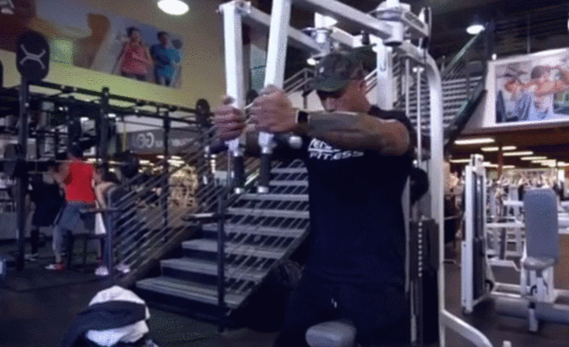 健身锻炼胸肌有多少器材可用？