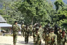 缅甸政府军与克钦独立军在帕敢交火，5人身亡图片