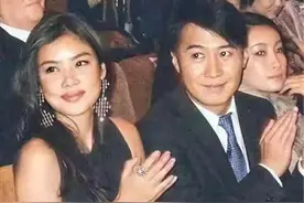 宁可嫁破产老头，也不与黎明白头到老，44岁现状唏嘘的她后悔吗？图片