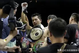​巅峰对决！​甘肃拳王张治刚击败韩国拳王，在家乡兰州成功卫冕图片