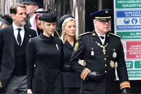 女王葬礼，各路政要云集哀悼，为何国宝级巨星憨豆迟迟不来？图片