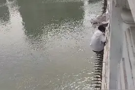 绵阳市第三人民医院 医警联动成功解救一轻生男孩图片