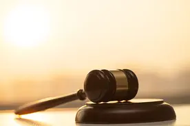 划扣住房公积金还了借款 没想到背后却牵出虚假诉讼案图片